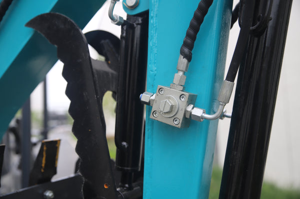 1.4T Mini Excavator – Kubota Engine – Multifunction Small Digger for Municipal